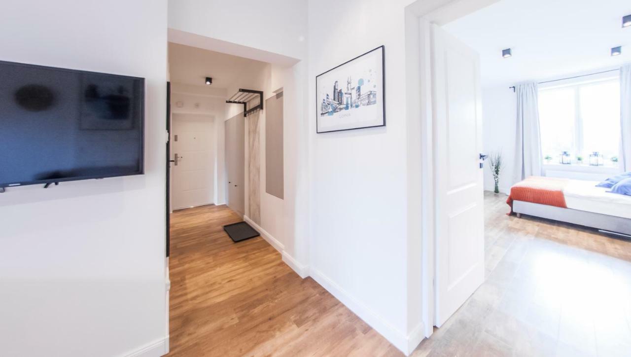 Family Luxury Comfort Old Town Apartament, 1-8, 2 Sypialnie I Salon, Parking W Cenie 格但斯克 外观 照片