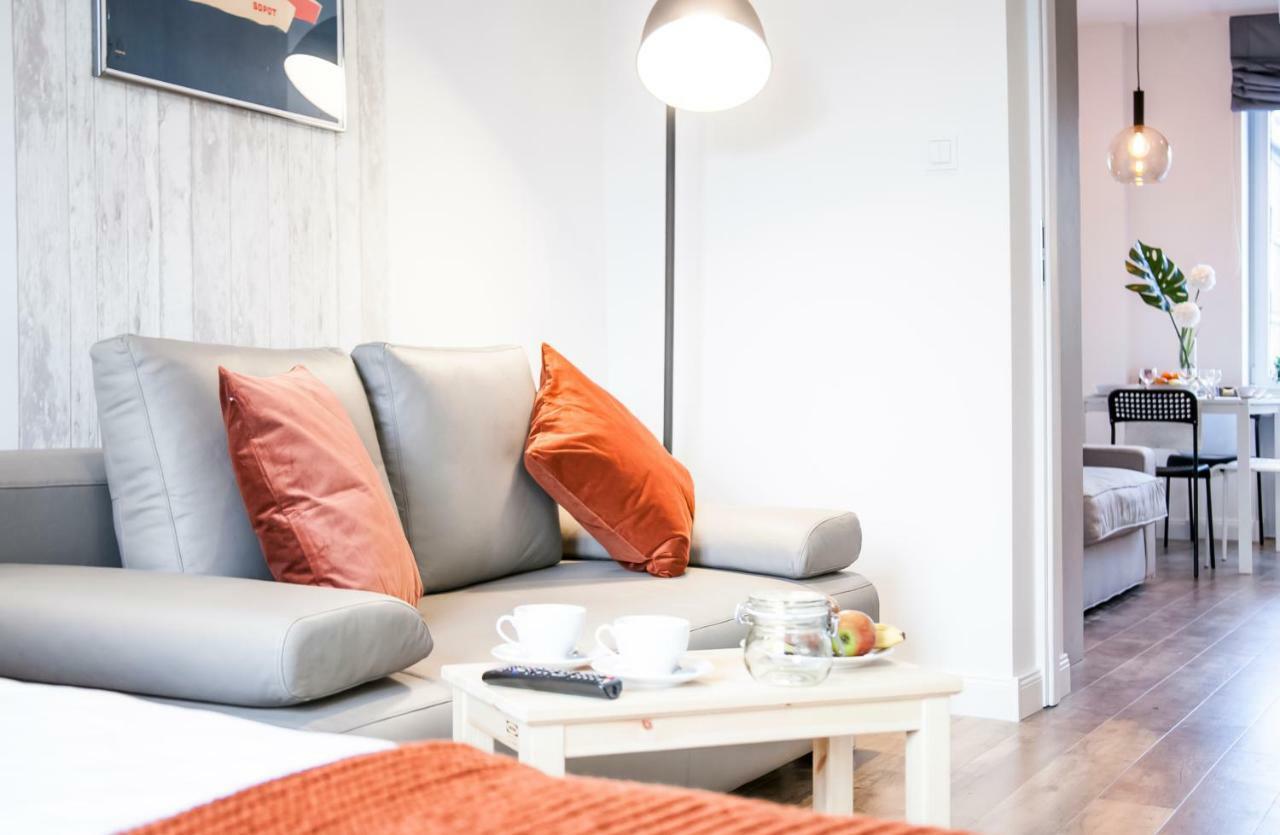 Family Luxury Comfort Old Town Apartament, 1-8, 2 Sypialnie I Salon, Parking W Cenie 格但斯克 外观 照片